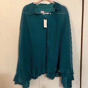 Women’s Cape style top